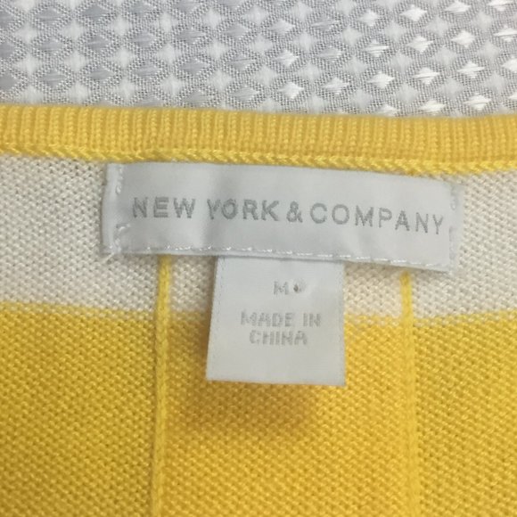 New York & Company stripped top Sz M - Picture 4 of 8